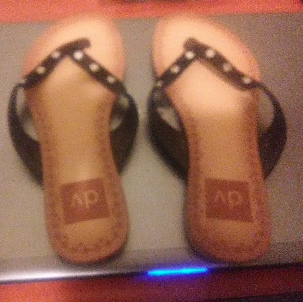 DV Shoes